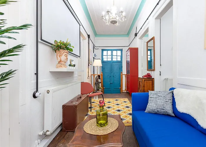 9 Person Garden 5min To Clock Tower