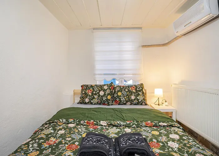 Villa 9 Person Garden 5min To Clock Tower *