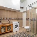 9 Person Garden 5min To Clock Tower Izmir